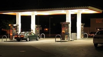 На Рівненщині у півтора рази зросли надходження акцизного податку з пального