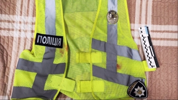  На Рівненщині водій напав на поліцейського