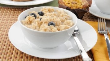 Названі 5 найкорисніших продуктів на сніданок
