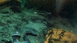 Під водою знайшли давній храм