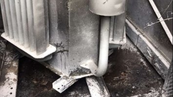 Підклали дрова і підпалили: на Рівненщині ледь не згоріла трансформаторна підстанція
