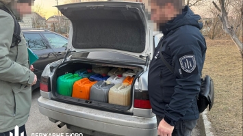 Понад 100 тонн дизпального, яке призначалось ЗСУ, викрали військовики Рівненщини