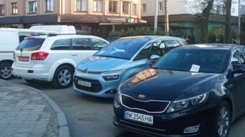 Понад 700 транспортних засобів, які порушили ПДР у Рівному 
