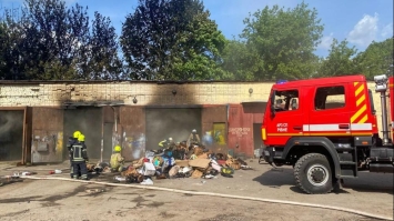 Пожежа в гаражах: дим виднівся на пів міста 