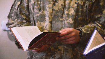 Принесіть книги бійцям: Рівненщина долучилась до всеукраїнської акції