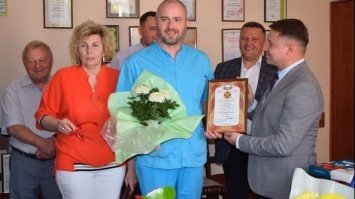 Рівненських медиків нагородили поченими відзнаками