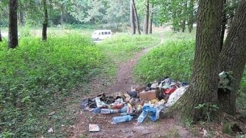 Рівняни залишають нащадкам... сміття