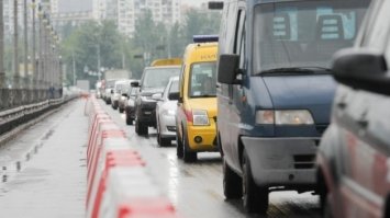 Штучний інтелект навчили передбачати трафік на дорогах