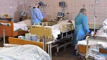 Смертей від коронавірусу більшає через нові штами 