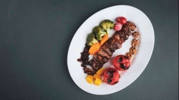 Сміливо їжте після шести: названо продукти, які знижують вагу під час сну