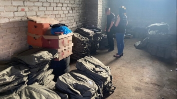 Справу про продаж військової гуманітарки перекваліфікували на більш сувору статтю
