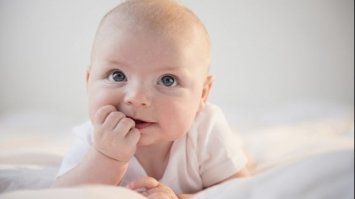 Стало відомо, де можна отримати послугу «єМалятко»