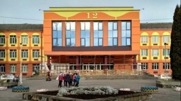 Стало відомо, коли рівненські школярі повернуться за парти