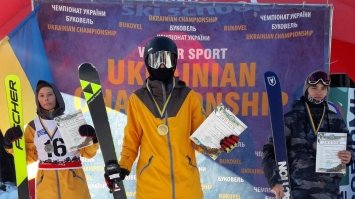 Три золотих, чотири срібних та одну бронзову медалі привезли рівненські фристайлісти зі змагань