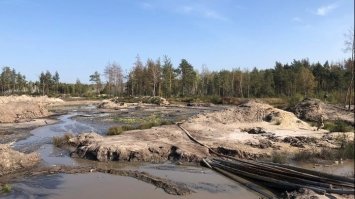 Троє бурштинокопачів сплатять понад 161 тисячу гривень штрафу