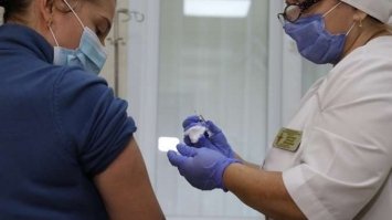 У аптеках Рівного можна вакцинуватися від грипу