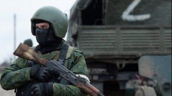 У Лисичанську та Сіверськодонецьку окупанти проводять ротацію серед місцевих – Гайдай