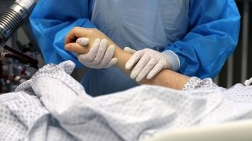 У Рівному медики врятували чоловіка, який переніс клінічну смерть