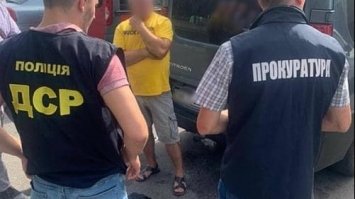 У Рівному на хабарі затримали професора вищого навчального закладу 