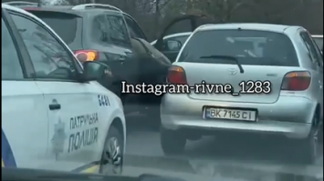 У Рівному на Степана Бандери - потрійна ДТП