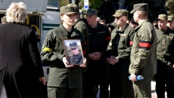 У Рівному попрощалися із 26-річним штаб-сержантом Олександром Бубновичем