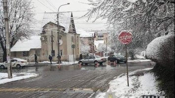 У Рівному в автопригоді постраждала вагітна