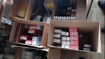 У Рівному викрили рівнянина, який незаконно продавав цигарки