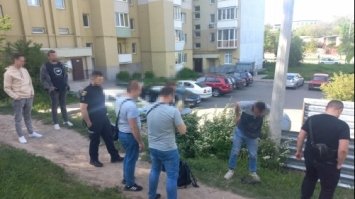 У Рівному затримали чоловіка, який крав скриньки для пожертв ЗСУ