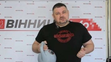 У Вінниці до Дня Незалежності створили гирю зі штучним інтелектом, яка вигукує «Слава Україні»