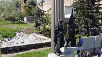 У зруйнованому Маріуполі окупанти активно готуються до 9 травня, — Андрющенко
