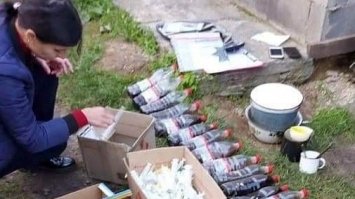 Утримували наркопритон та збували опіум: на Рівненщині судитимуть злочинну групу