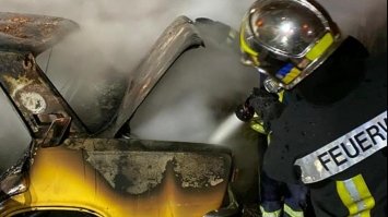 В Рівному повністю згорів автомобіль