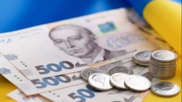 Виплати для ВПО: кому залишать, а кому скасують допомогу з 1 березня