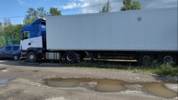 Військовики отримали вантажівку Scania. Постарались рівненські прокурори